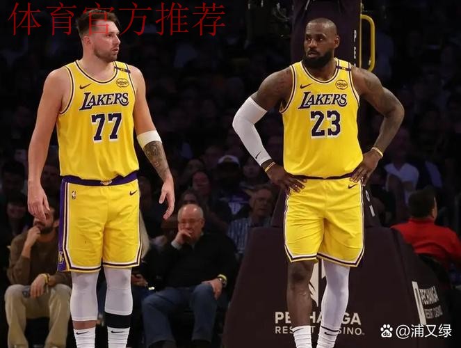 15连胜追平队史！雷霆缺MVP仍大胜42分，湖人双星携手险胜