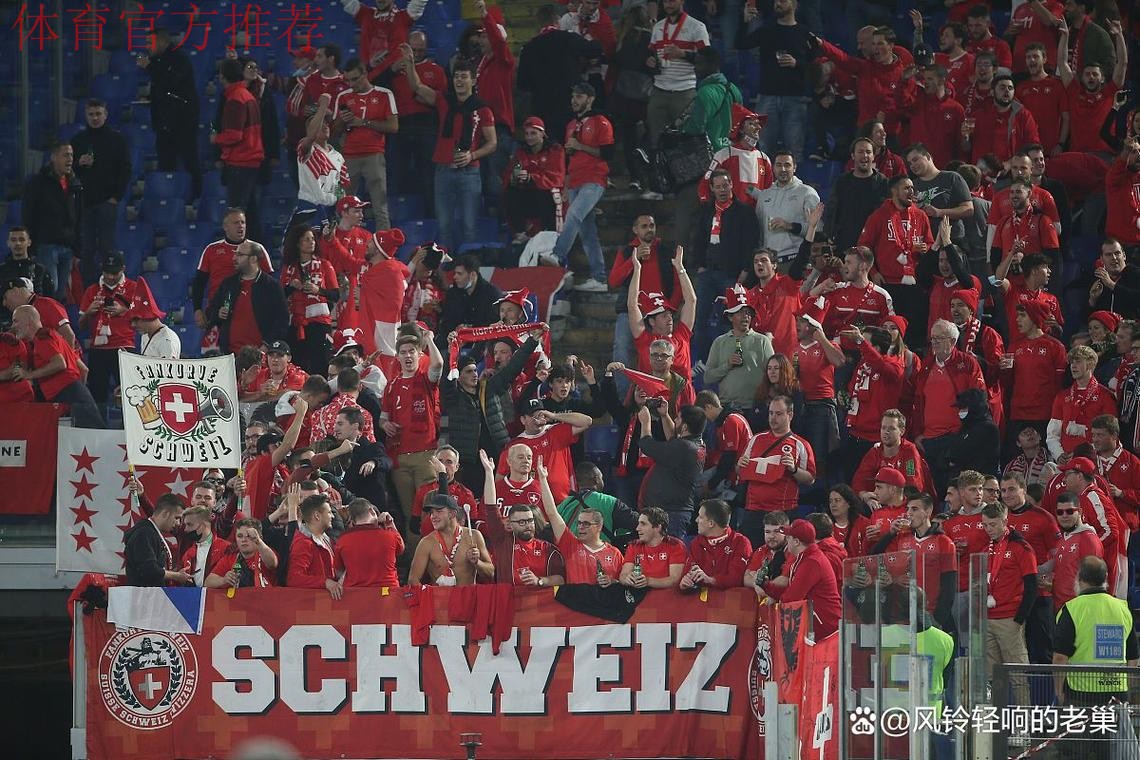 利物浦主场投降？0-3后球迷愤怒退场！斯帅遭对手嘲讽：明早下课